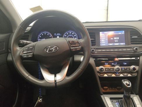 Used 2020 Hyundai Elantra Value Edition w/ Cargo Package (C1) FWD image 22