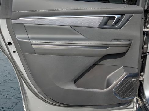 New 2025 Buick Enclave Sport Touring w/ Super Cruise Package image 12