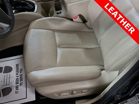 Used 2016 Nissan Rogue SL w/ SL Premium Package image 21