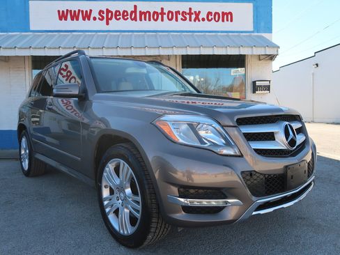 Used 2013 Mercedes-Benz GLK 250 4MATIC 4dr GLK 250 BlueTEC image 6