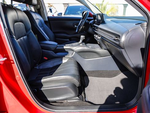 Certified 2025 Honda HR-V EX-L image 8