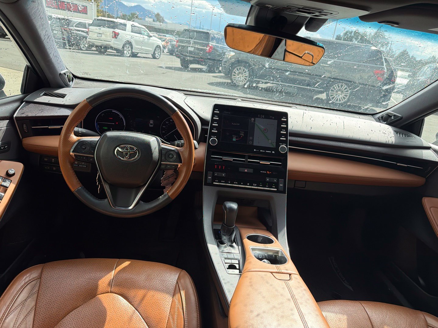 Used 2019 Toyota Avalon Limited w/ Advanced Safety Package FWD image 6