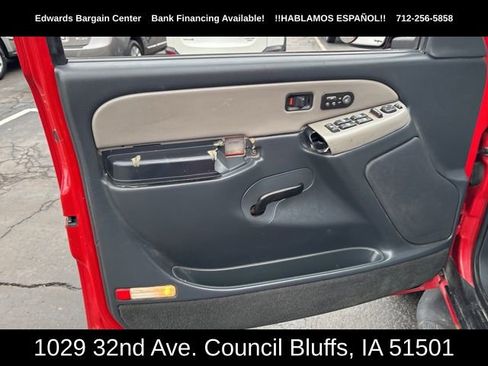 Used 2002 Chevrolet Suburban LT image 14