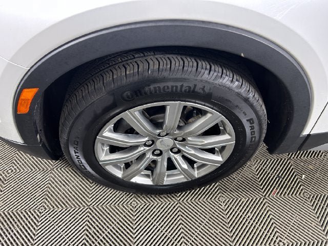 Used 2020 Cadillac XT4 Premium Luxury AWD/4WD image 9