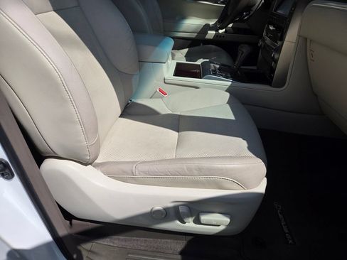 Used 2019 Lexus GX 460 Premium AWD/4WD image 30