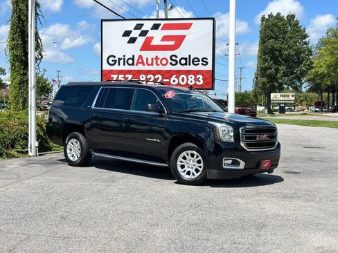 Used 2019 GMC Yukon XL SLT AWD/4WD image 1