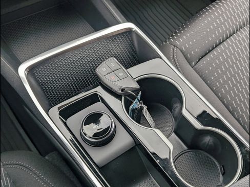 New 2026 Chevrolet Equinox LT w/ Midnight Edition AWD/4WD image 25