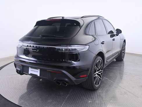 Used 2023 Porsche Macan S AWD/4WD image 7