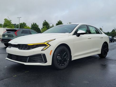 New 2026 Kia K5 LXS FWD image 28
