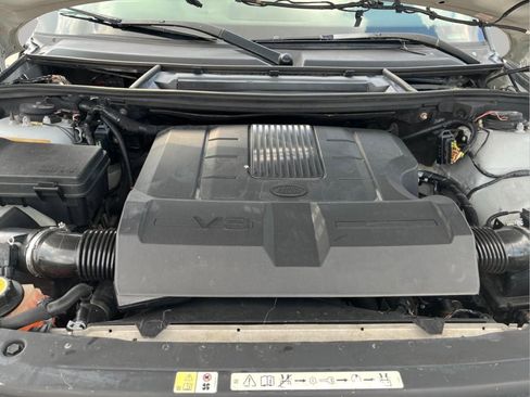 Used 2010 Land Rover Range Rover Supercharged image 10