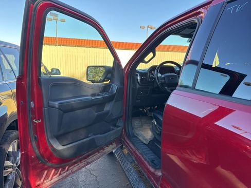 Used 2022 Ford F150 XLT w/ Equipment Group 302A High image 5