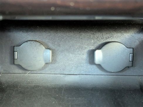 Used 2015 Nissan Pathfinder SL w/ SL Tech Package image 32