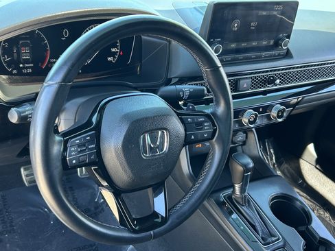 Used 2023 Honda Civic Sport image 22