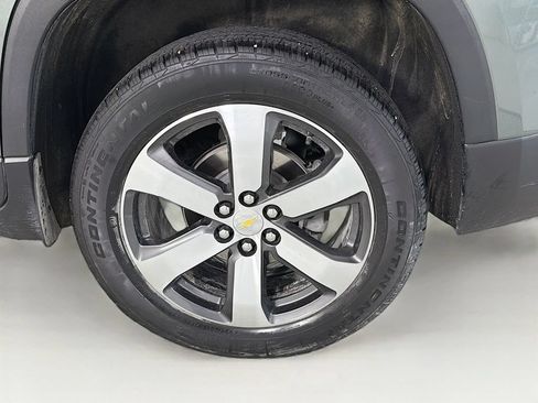 Used 2022 Chevrolet Traverse LT w/ LT Premium Package AWD/4WD image 35