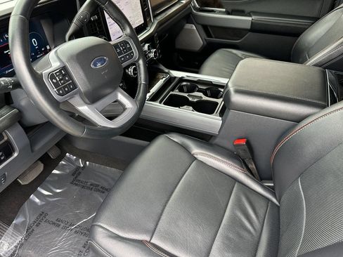 Used 2024 Ford F250 Lariat w/ Lariat Ultimate Package AWD/4WD image 10
