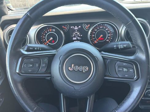 Used 2018 Jeep Wrangler Unlimited Sport S AWD/4WD image 12