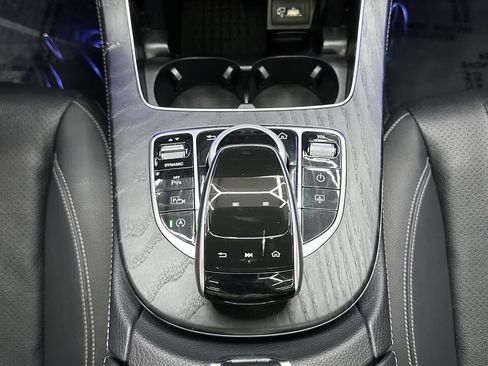 Used 2018 Mercedes-Benz E 300 4MATIC image 26