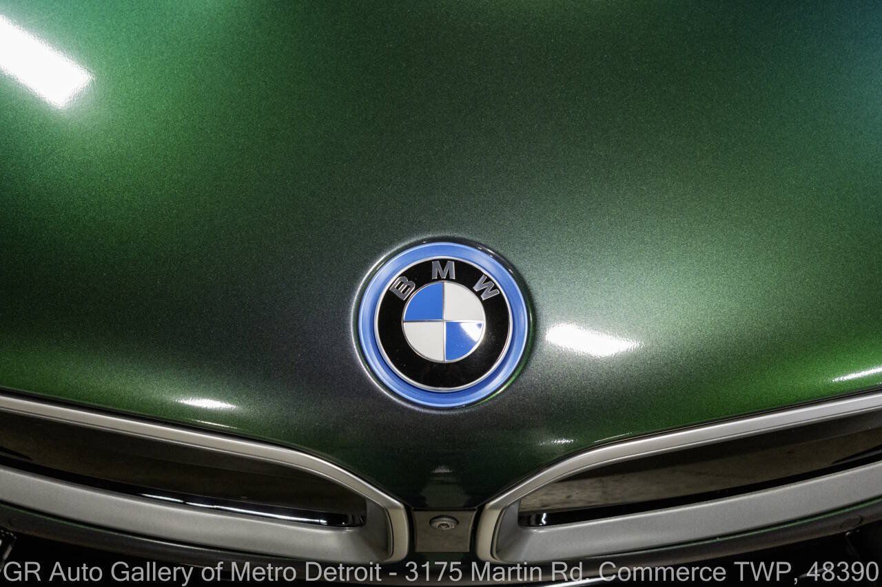 Used 2019 BMW i8 Roadster AWD/4WD image 25