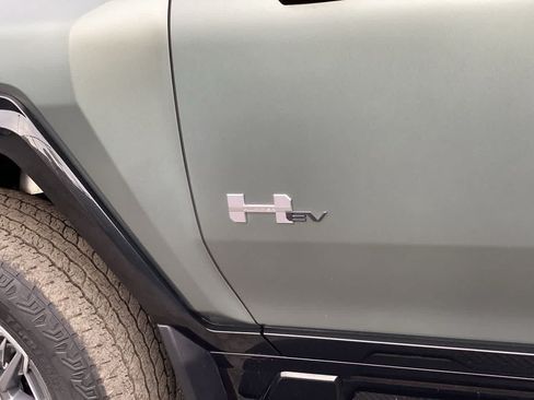 Used 2024 GMC Hummer EV 3X AWD/4WD image 10