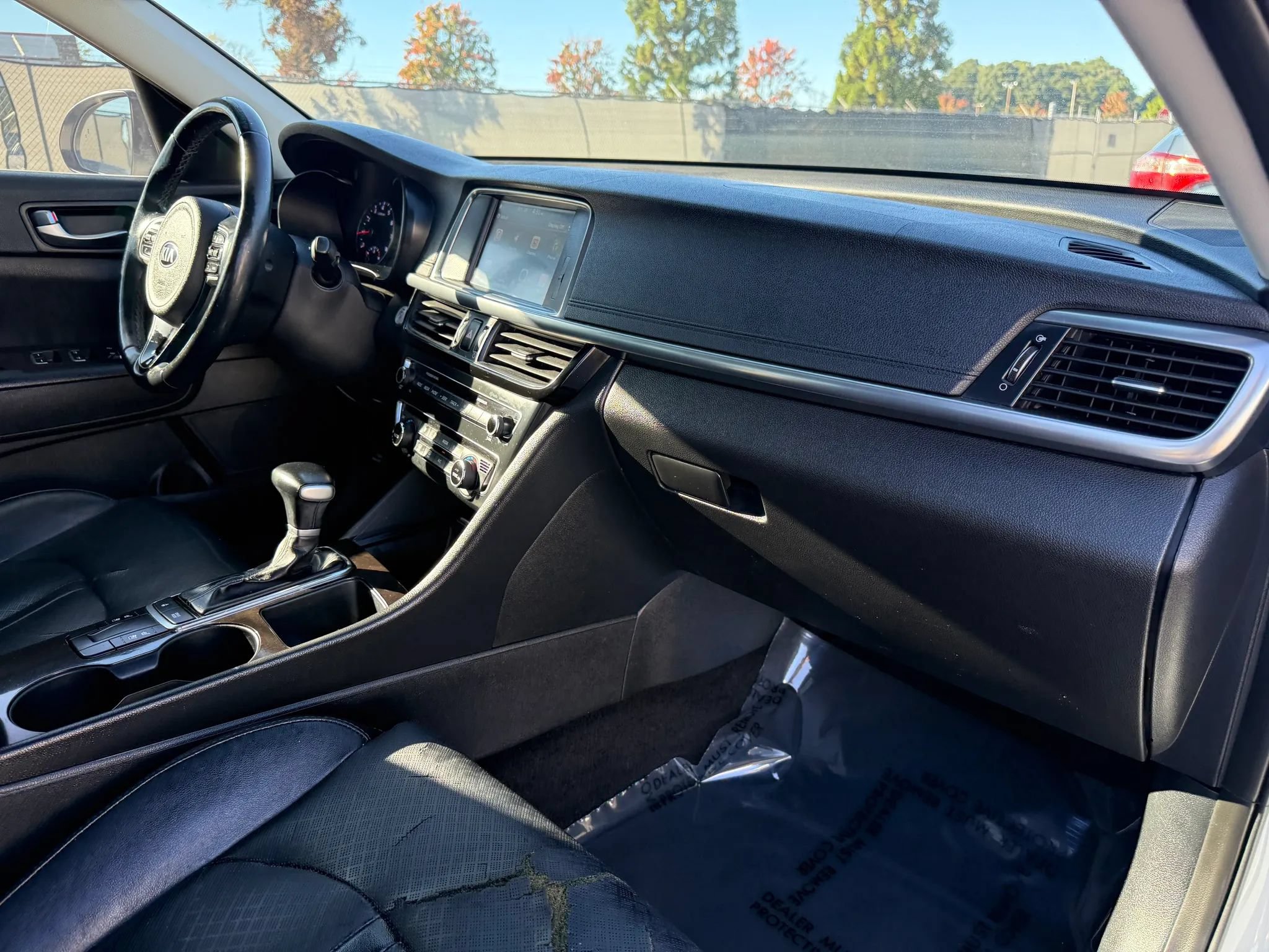 Used 2016 Kia Optima EX w/ Option Group 040 FWD image 19