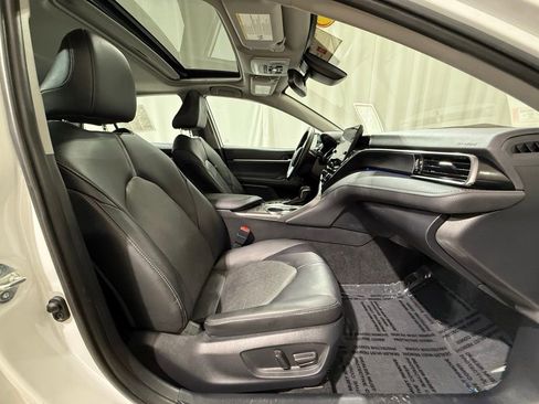Certified 2022 Toyota Camry XLE image 22