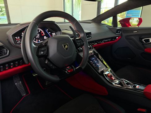 Used 2023 Lamborghini Huracan EVO RWD image 35