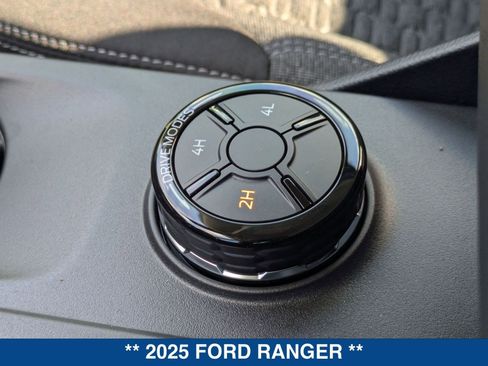 New 2025 Ford Ranger XLT w/ FX4 Off-Road Package AWD/4WD image 32