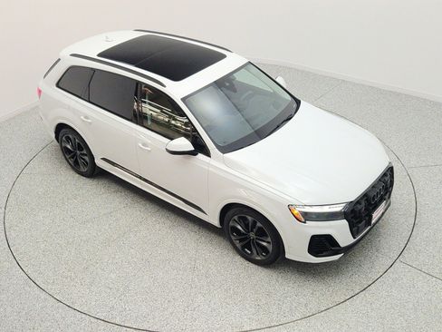 Used 2025 Audi Q7 3.0T Prestige w/ Prestige Package AWD/4WD image 24