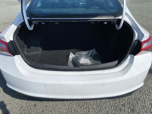 Used 2024 Chevrolet Malibu LT image 18