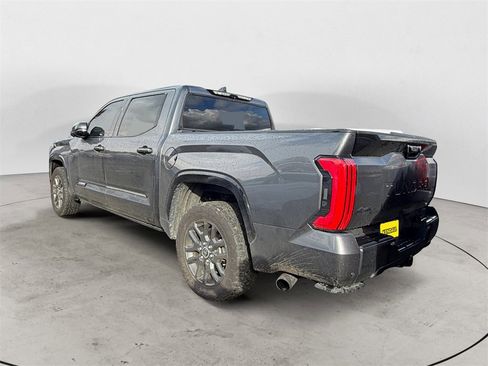 Used 2023 Toyota Tundra Platinum image 3