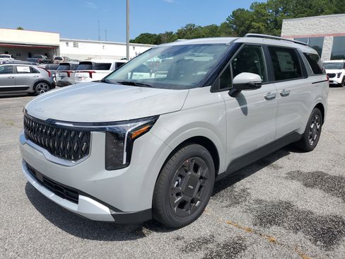 New 2026 Kia Carnival EX image 3