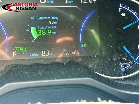 Used 2024 Toyota RAV4 XLE AWD/4WD image 15