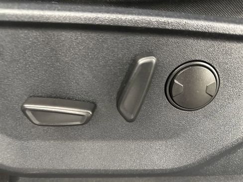 Used 2022 Ford F150 XLT image 17