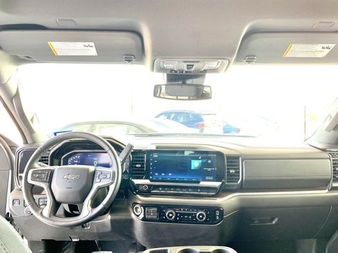 Used 2025 Chevrolet Silverado 2500 LT w/ Trail Boss Package image 18