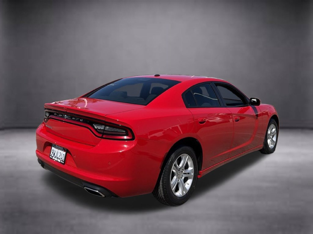 Used 2022 Dodge Charger SXT RWD image 4