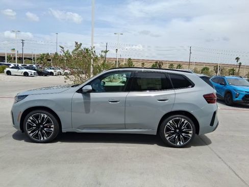 New 2026 BMW X3 xDrive30i w/ M Sport Package AWD/4WD image 3