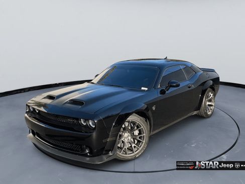 Used 2021 Dodge Challenger SRT Hellcat Redeye RWD image 1