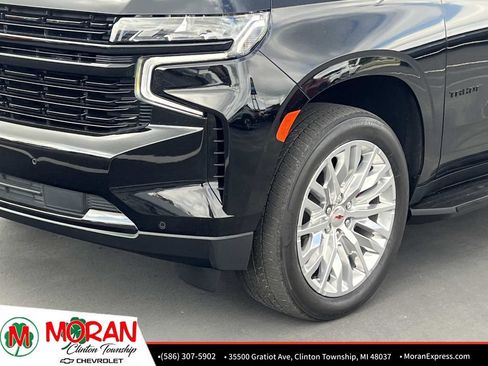 Used 2023 Chevrolet Tahoe RST w/ Luxury Package AWD/4WD image 9