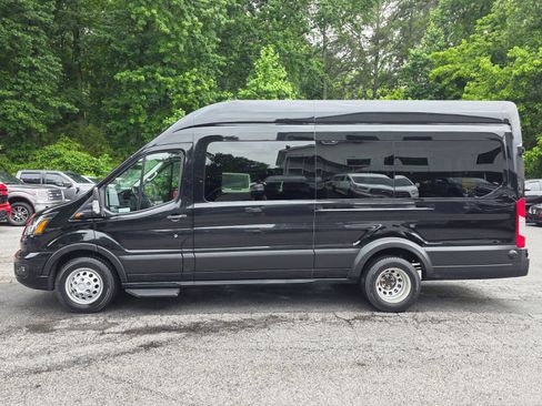 Used 2024 Ford Transit 350 XLT AWD/4WD image 4