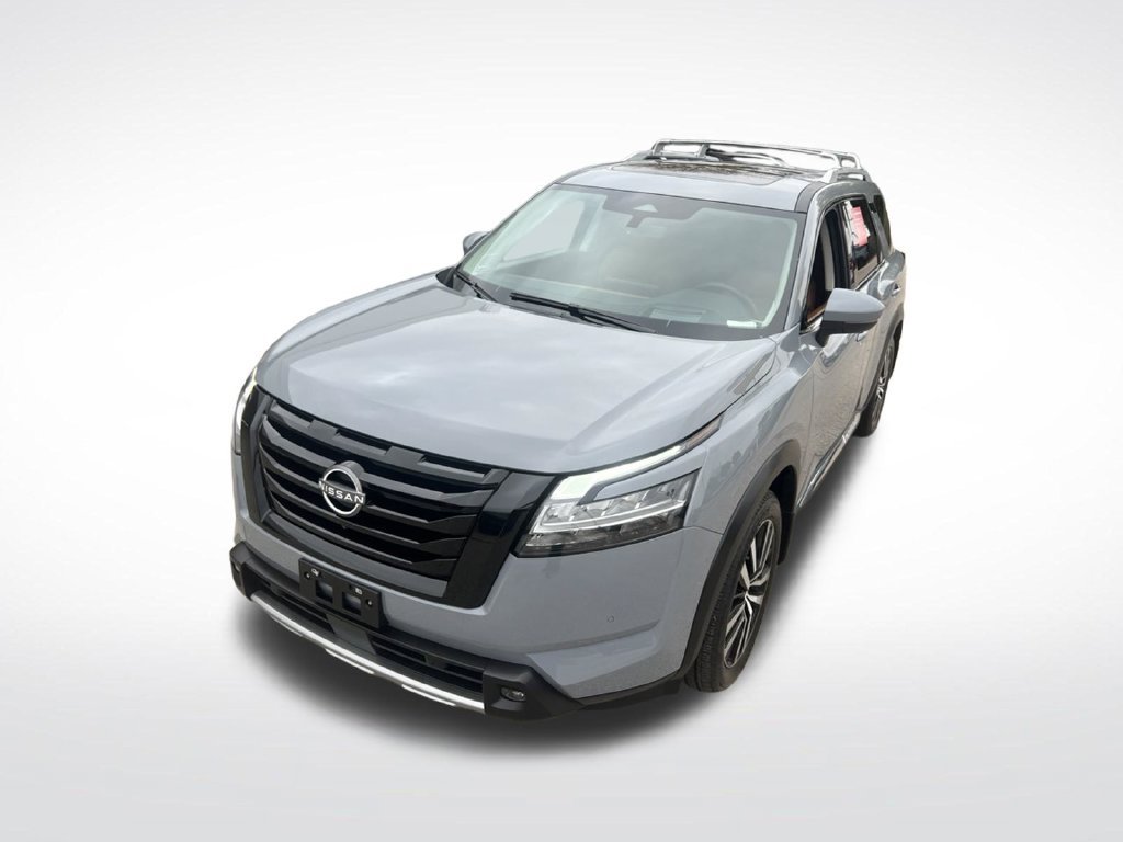 Certified 2024 Nissan Pathfinder Platinum w/ Lighting Package (N92) AWD/4WD image 38