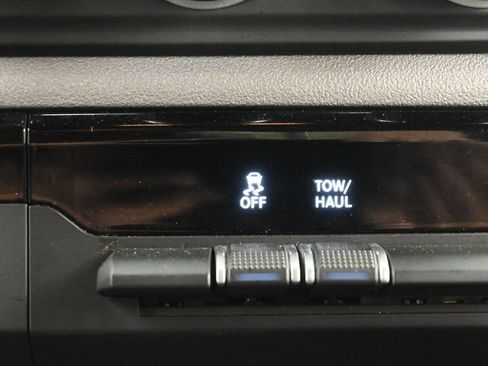 Used 2023 RAM 1500 Lone Star AWD/4WD image 25