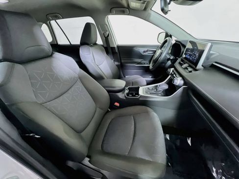 Certified 2025 Toyota RAV4 XLE AWD/4WD image 23