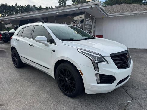 Used 2017 Cadillac XT5 Luxury w/ Driver Awareness Package FWD image 1