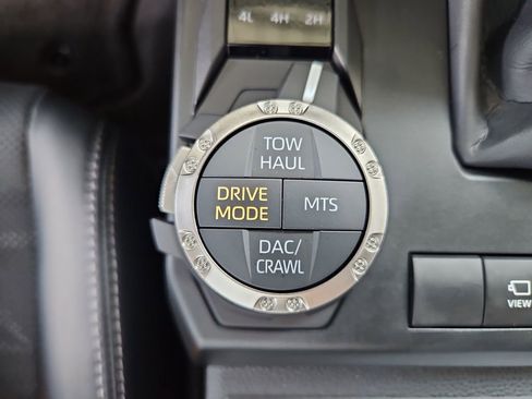 Used 2025 Toyota 4Runner TRD Off-Road Premium image 22