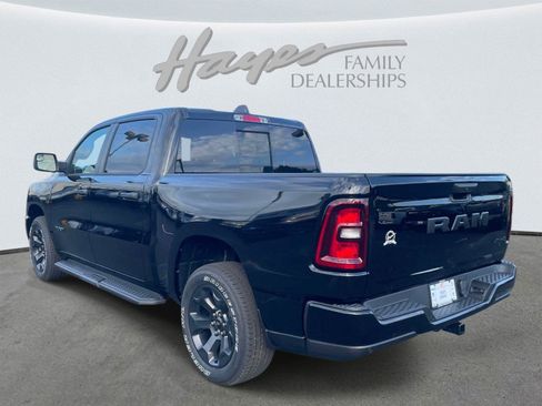 New 2026 RAM 1500 Express AWD/4WD image 5