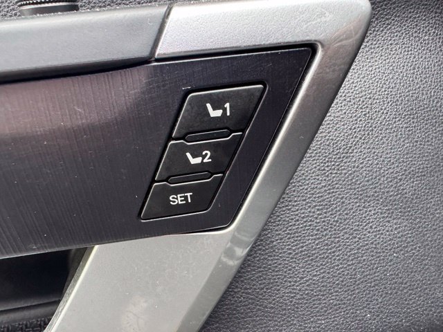 Used 2023 Toyota Tundra Platinum w/ Advanced Package AWD/4WD image 20