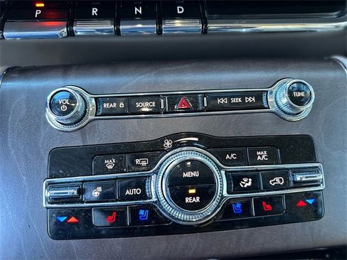 Used 2023 Lincoln Aviator Reserve w/ Elements Package Plus image 20