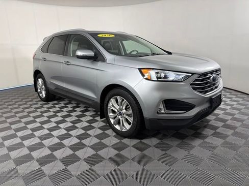 Used 2020 Ford Edge Titanium w/ Class II Trailer Tow Package AWD/4WD image 4
