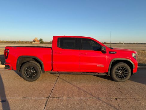 New 2026 GMC Sierra 1500 Elevation image 2