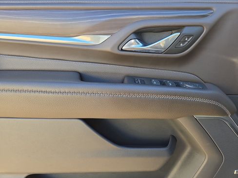 Used 2021 GMC Yukon Denali w/ Advanced Technology Package image 15